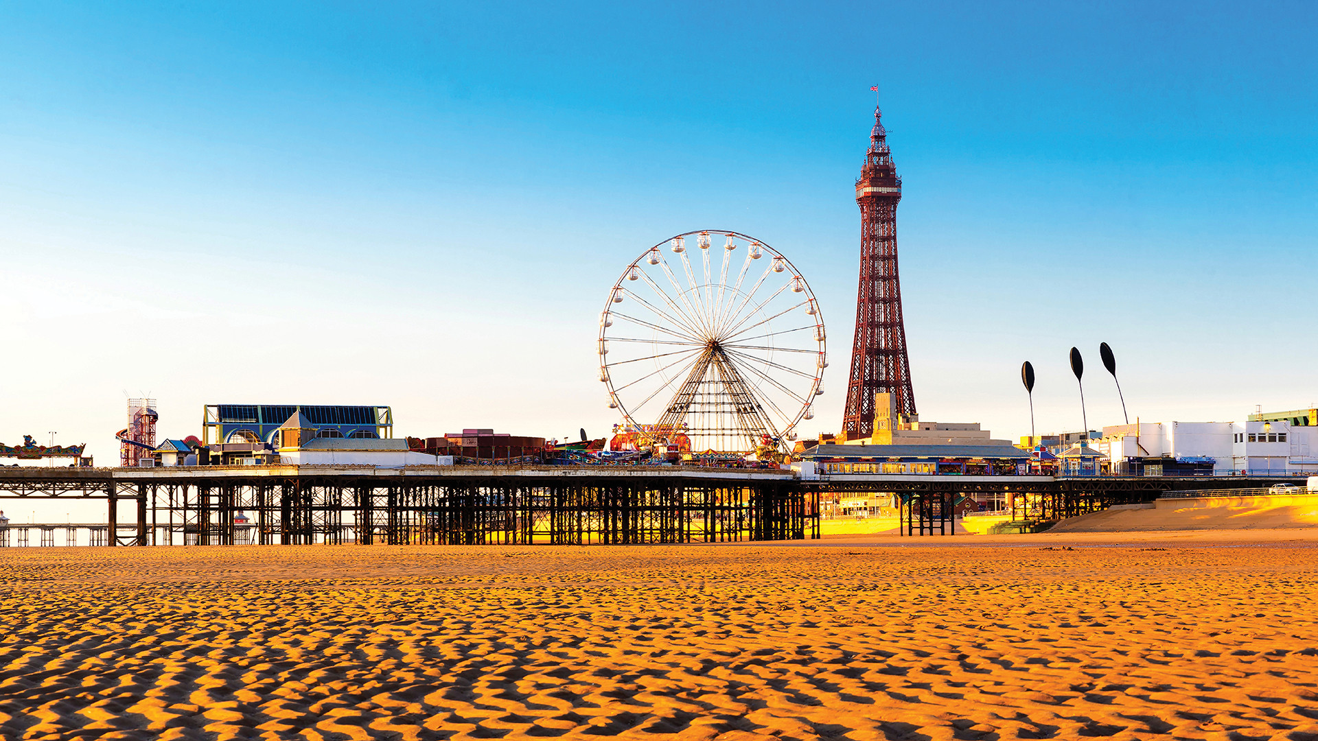 Have Summer by the Sea - Discover the Four Best Coastal Drives